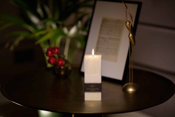 ,,Instinct" parfumuota palmių vaško žvakė Aromatic 89